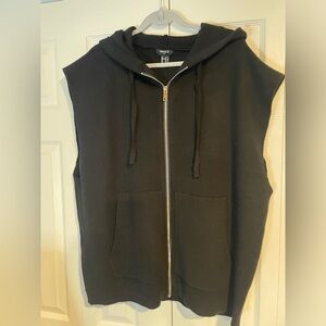 Forever 21 black sleeveless zip up hoody xl